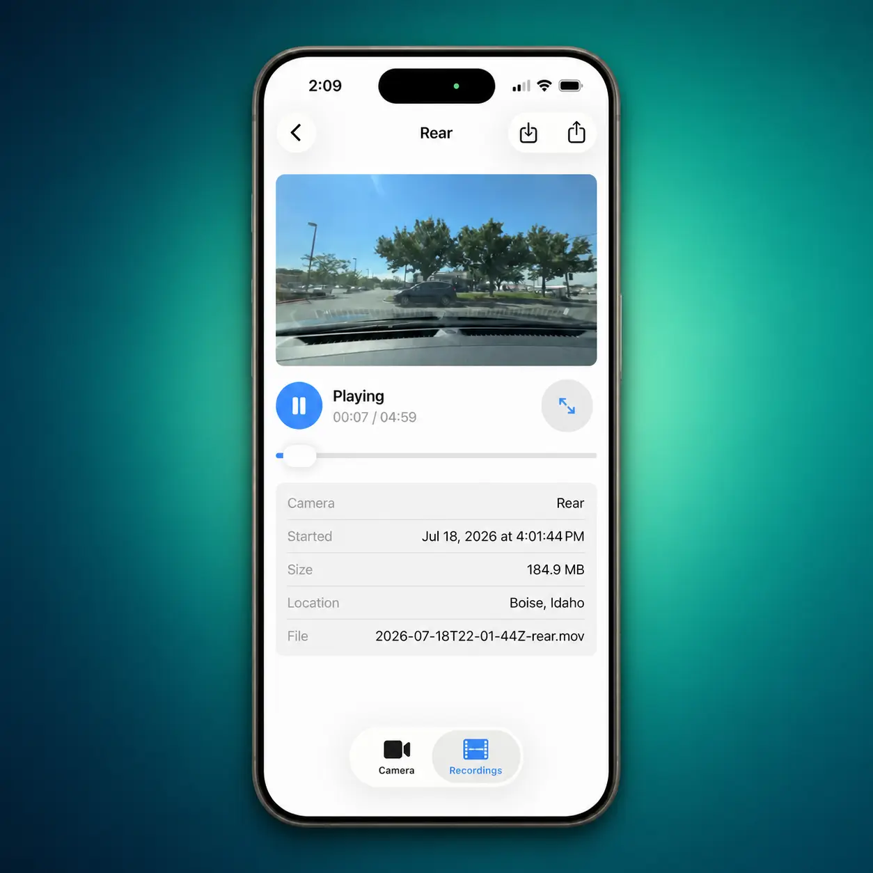 MightyDash recording playback with save, share, full-screen, and clip details